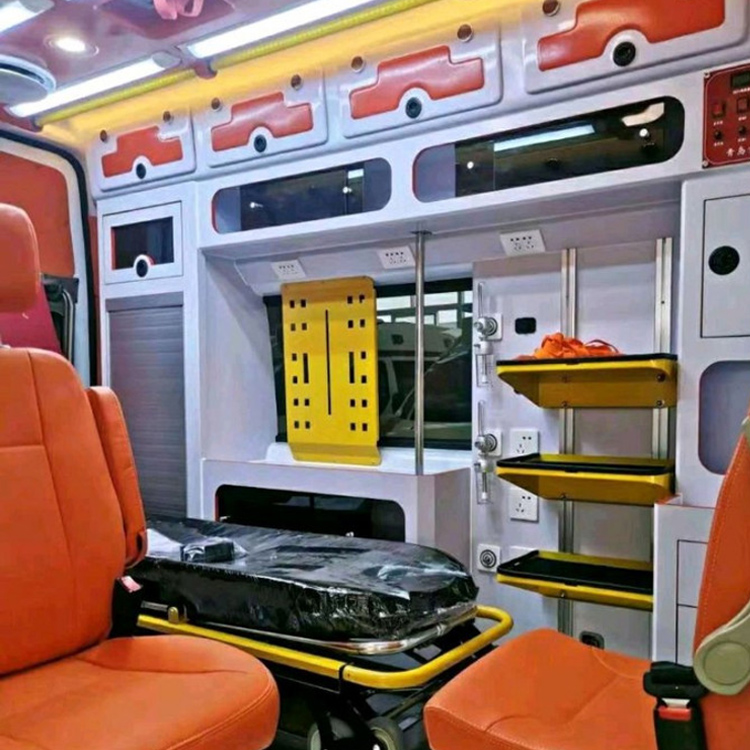 兴庆长途救护车护送病人租赁价格